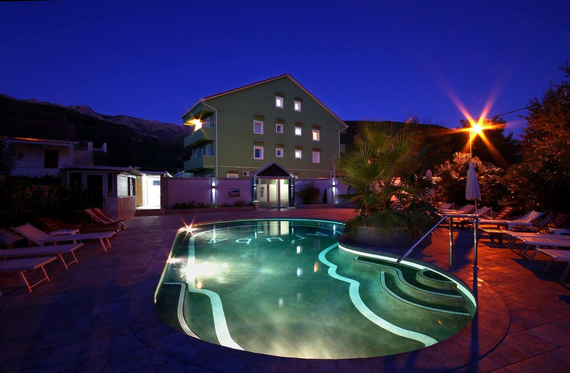Hotel Aruba Будва Экстерьер фото